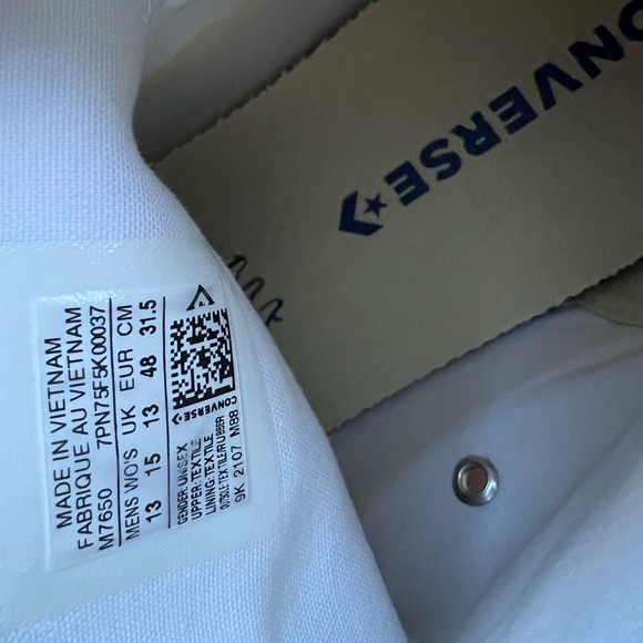 Converse White High-Top Sneakers with Red Accents - Picture 6 of 6